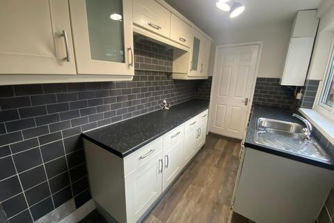 2 bedroom terraced house to rent, Lansdowne Street, Darlington