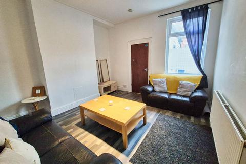 4 bedroom house share to rent, 113 Club Garden Road, Sheffield