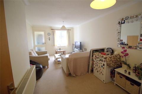 1 bedroom maisonette for sale, Kemble Drive, Cirencester, GL7