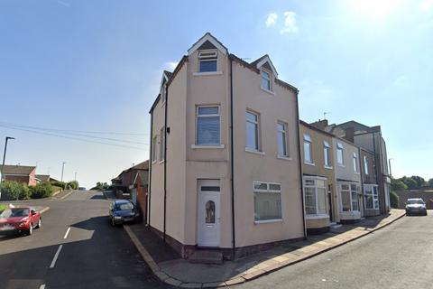 4 bedroom end of terrace house for sale, High Street, Saltburn-by-the-Sea TS12