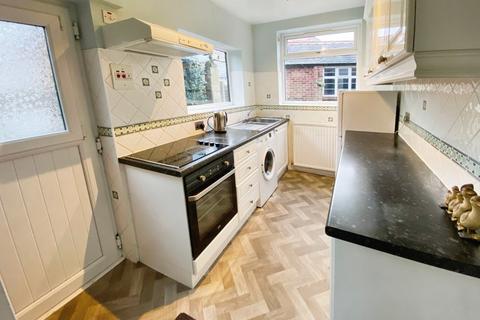 3 bedroom semi-detached house to rent, Sylvester Avenue, Greater Manchester SK2