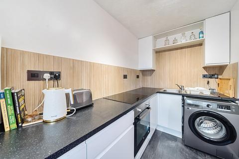 1 bedroom apartment for sale, Summerhill Way, Mitcham CR4