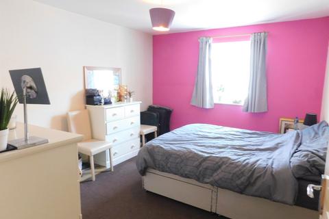 1 bedroom apartment to rent, Schoolgate Drive, Surrey SM4