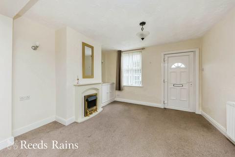 2 bedroom terraced house to rent, Pownall Street, Cheshire SK10