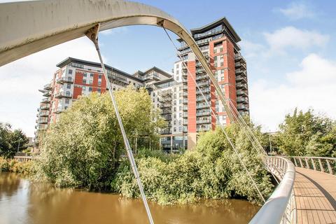 Riverside Way, Leeds LS1