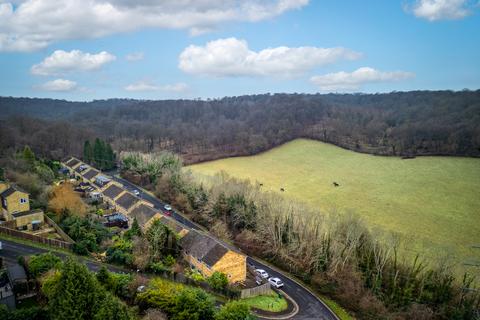 6 Rydal Way, High Wycombe, HP12 4NS
