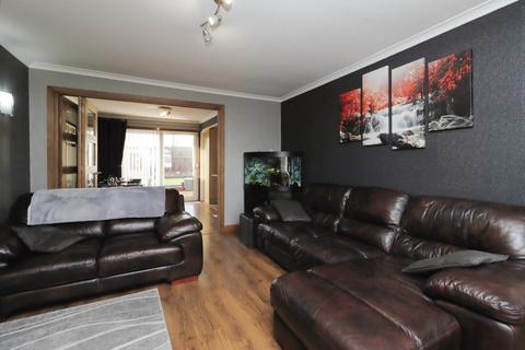 30 Beath View, Dunfermline, KY11 4UE