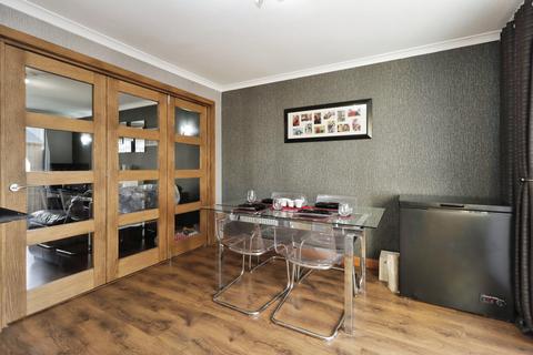 30 Beath View, Dunfermline, KY11 4UE