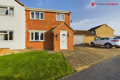 3 bedroom semi-detached house for sale, Millfields, Huntingdon PE26