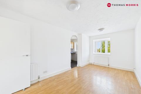 Flat 18, Downsway Court Baldock Road, Royston, SG8 5BG