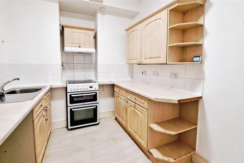 2 bedroom flat to rent, West Hill Road, East Sussex TN38