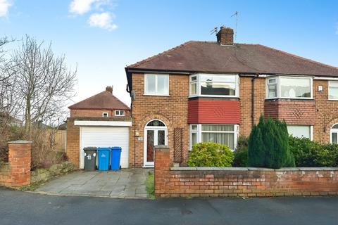 3 bedroom semi-detached house to rent, Kingsley Crescent, Cheshire WA7