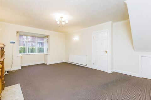 4 bedroom detached house to rent, Heatherbrook Road, Leicester LE4