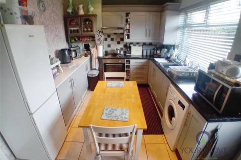 3 bedroom semi-detached house to rent, George Street, Bolton BL4