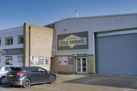 Industrial unit to rent, Westgate Industrial Estate, Northampton NN5