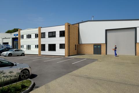Industrial unit to rent, Westgate Industrial Estate, Northampton NN5