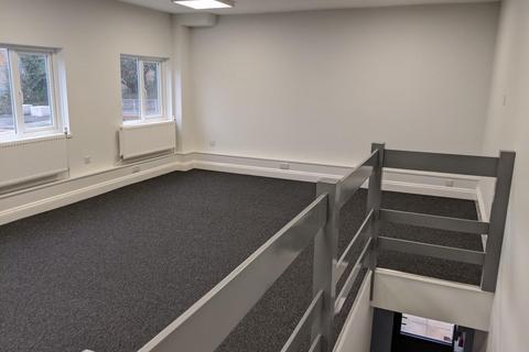 Industrial unit to rent, Westgate Industrial Estate, Northampton NN5