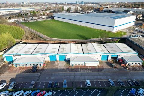 Industrial unit to rent, Springfield Estate, Oldbury B69