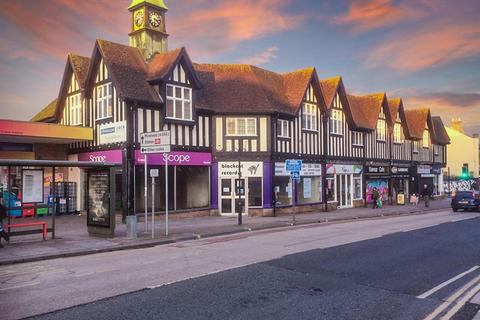 Retail property (high street) to rent, Bridge Street, Taunton TA1