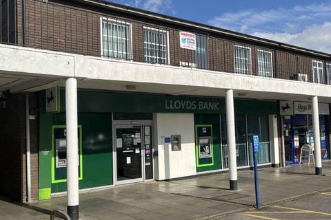 Retail property (out of town) to rent, St Thomas, Exeter EX4