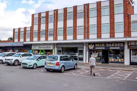 Convenience store to rent, Thornton Square, Macclesfield SK11