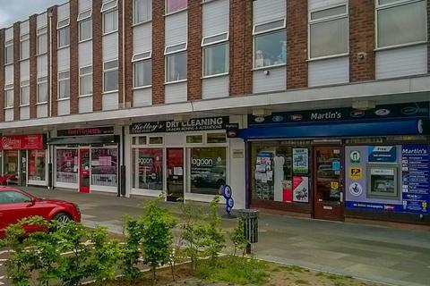 Convenience store to rent, Thornton Square, Macclesfield SK11