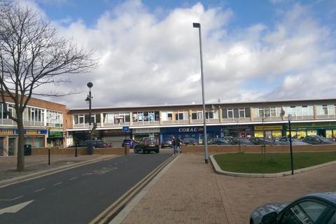 Convenience store to rent, M Towngate, Ossett WF5