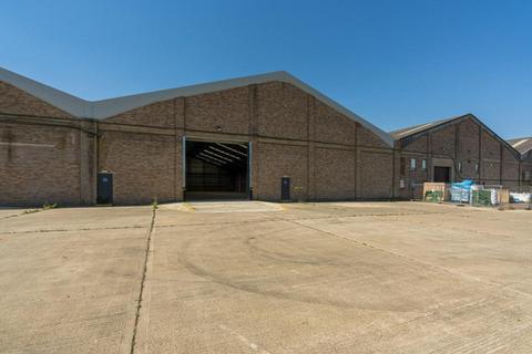 Industrial unit to rent, Irton House, Chalgrove OX44