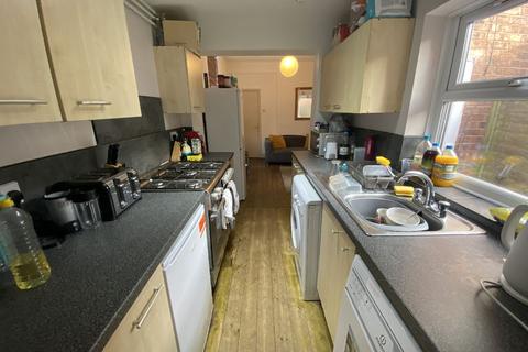 4 bedroom house share to rent, Birmingham B16