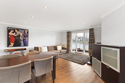 2 bedroom apartment to rent, Sherwood Court, SW11