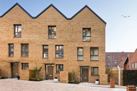 4 bedroom semi-detached house for sale, The Bluebell at Hendon Waterside Meadowlark House, Moorhen Drive, Tyrrel Way, Hendon NW9