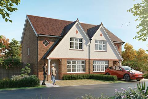 3 bedroom semi-detached house for sale, Letchworth at Lavant View, Chichester Pinewood Way, Via Kingsmead Avenue PO19