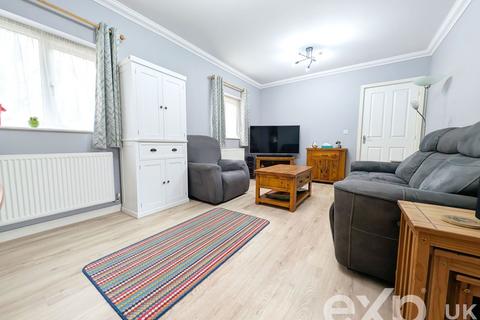 2 bedroom coach house for sale, Thomas Rider Way, Maidstone ME17