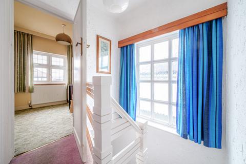 13 Underwood Road, London, E4 9EB