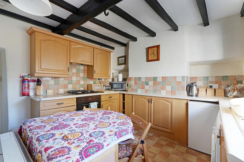 Cottage Kitchen