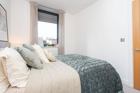 1 bedroom flat for sale, Aldenham Road, Bushey, WD23