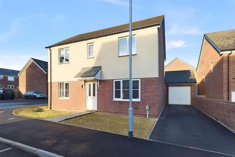 4 bedroom detached house for sale, Laines Walk, Tuffley, Gloucester