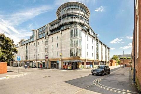 Shop to rent, Unit C Plaza 21, Town Centre, Swindon, SN1