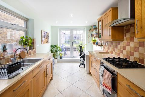 33 Fairfield Road, London, E3 2QA