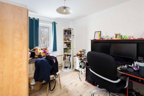 2 bedroom flat for sale, Bogart Court, 2 Premiere Place, Canary Wharf, London, E14