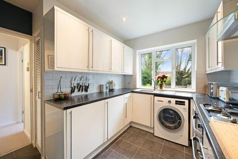 2 bedroom maisonette for sale, Avon Close, Worcester Park