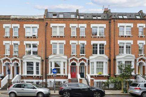 2 bedroom flat to rent, Messina Avenue, London NW6