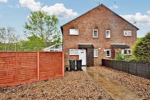 1 bedroom end of terrace house for sale, Falcon Way, Ashford TN23