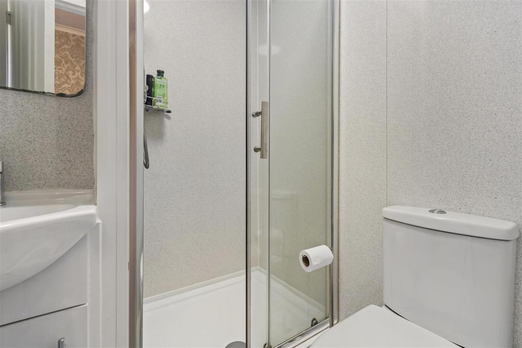 Ensuite shower room