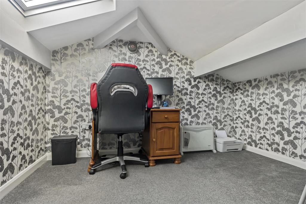 Bedroom.6.