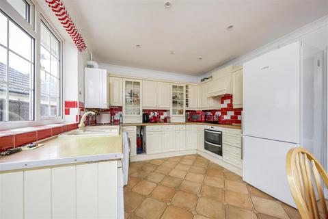 3 bedroom detached bungalow for sale, The Crescent, Bricket Wood, St. Albans