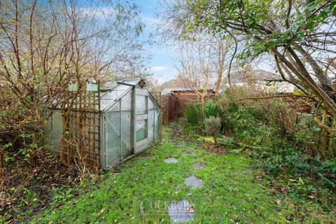 17 Elmhurst Road, London, SE9 4DW