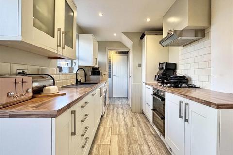 2 Beech Road, Rivenhall, Witham, CM8 3PF