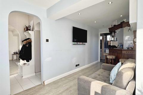 2 Beech Road, Rivenhall, Witham, CM8 3PF