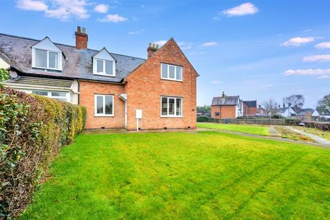 3 bedroom semi-detached house for sale, Weston Road, Aston on Trent